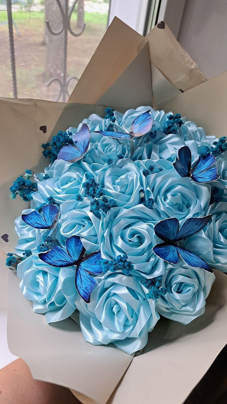 DIY Satin rose bouquet