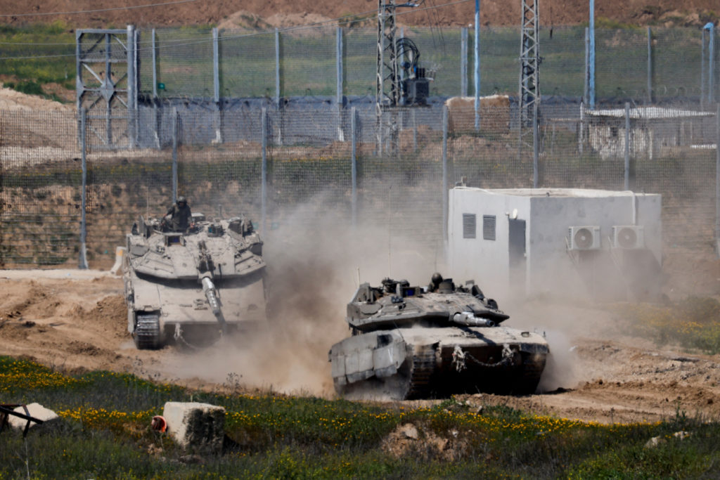 Israeli tanks enter Israel from Gaza