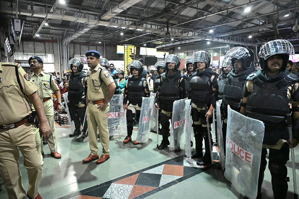 After the Pahalgam attack, Mumbai railway stations, including CSMT, see heightened security with joint patrolling by RPF, GRP, MSF, and dog squads