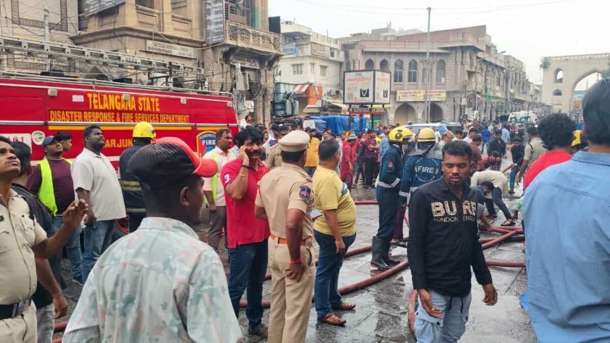 Fire accident near Hyderabad's Charminar