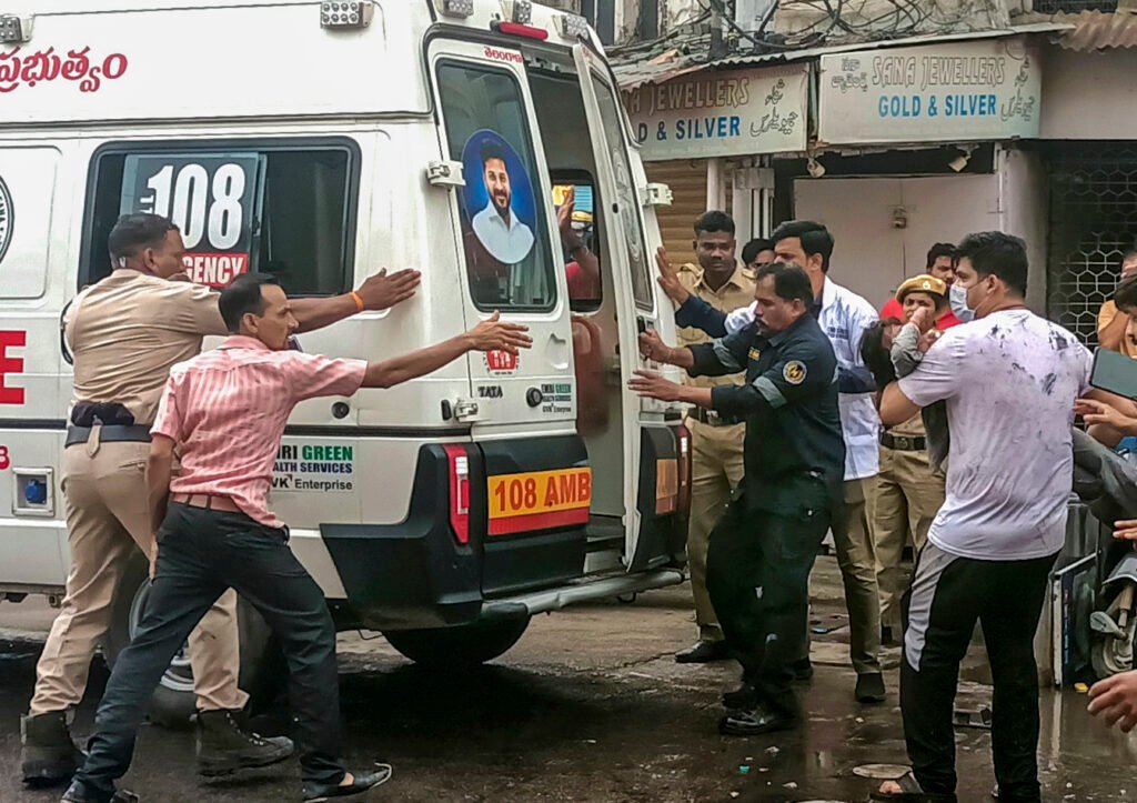 Fire accident near Hyderabad's Charminar
