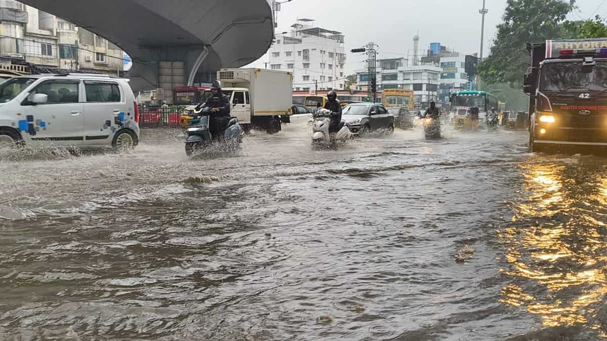 Rains in Hyderabad