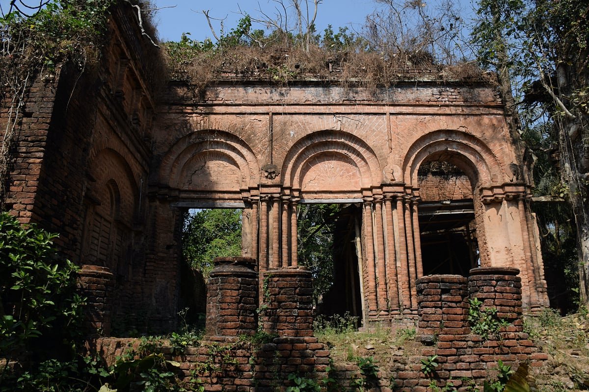 Abandoned Durga Dalan of Bagchi family at Jamsherpur in Nadia district