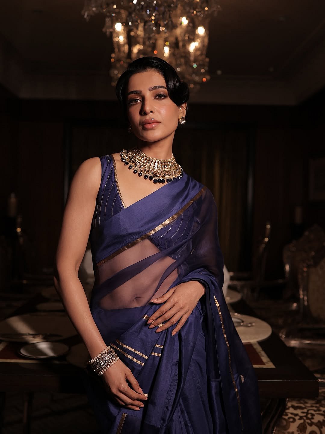 Samantha styled the look with a statement neckpiece, stud earrings and stack of stunning bangles