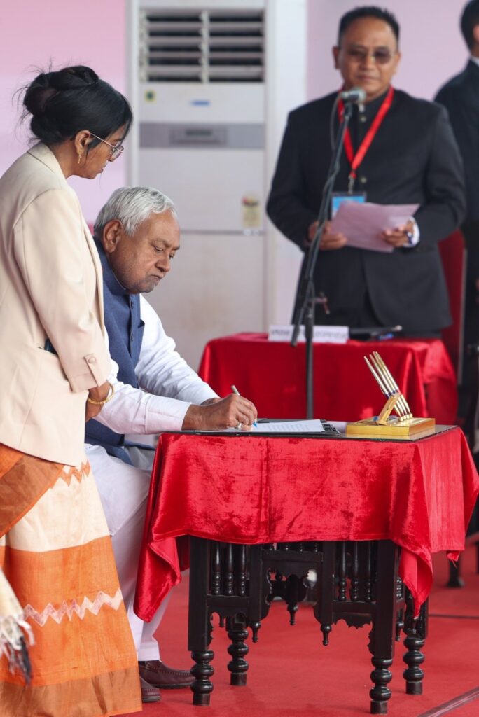 Nitish Kumar takes oath as CM of Bihar for record 10th time