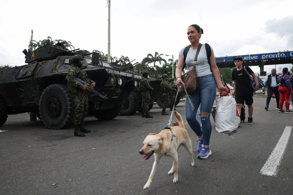 Colombian soldiers patrol the border between Venezuela and Colombia