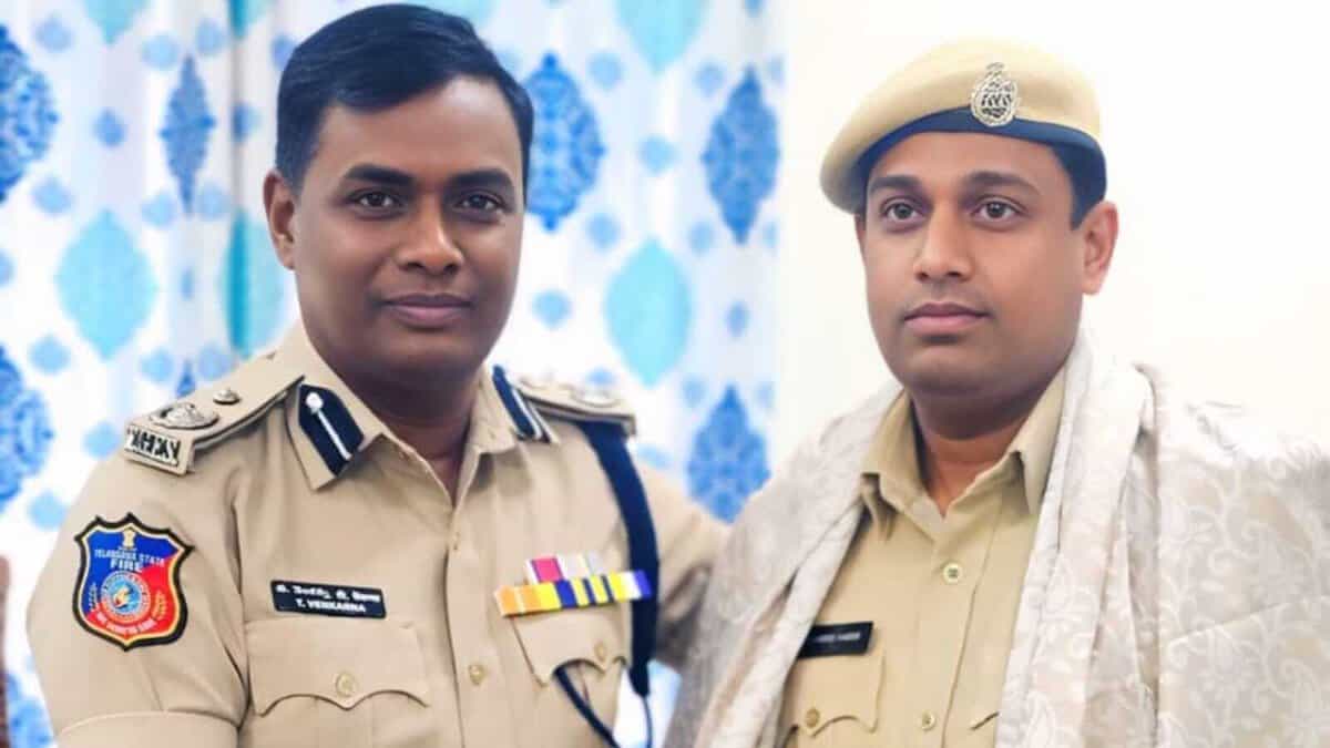 Firefighter honoured with Telangana Shourya Pathakam