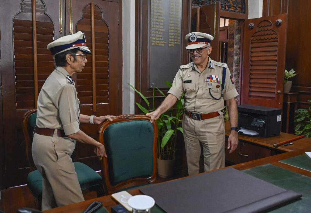 Maharashtra's first woman DGP Rashmi Shukla retires