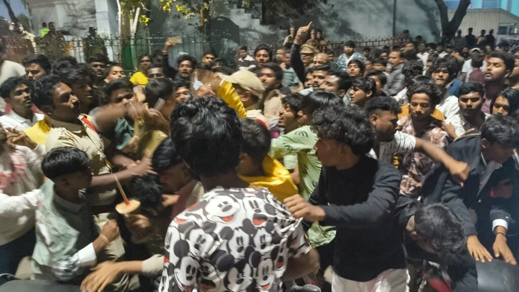 Violence at Puranapul