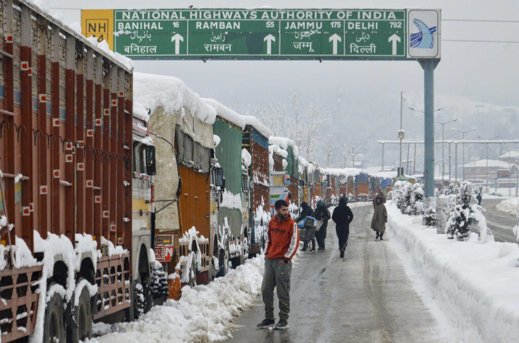 Weather: Snow in J-K