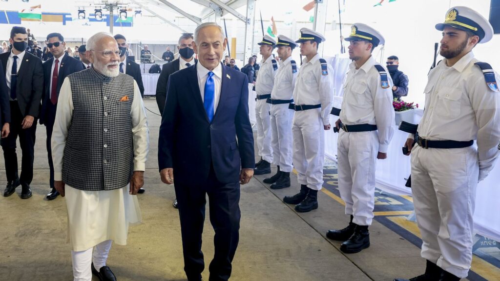 Prime Minister Narendra Modi and Israeli Prime Minister Benjamin Netanyahu at a welcoming ceremony.