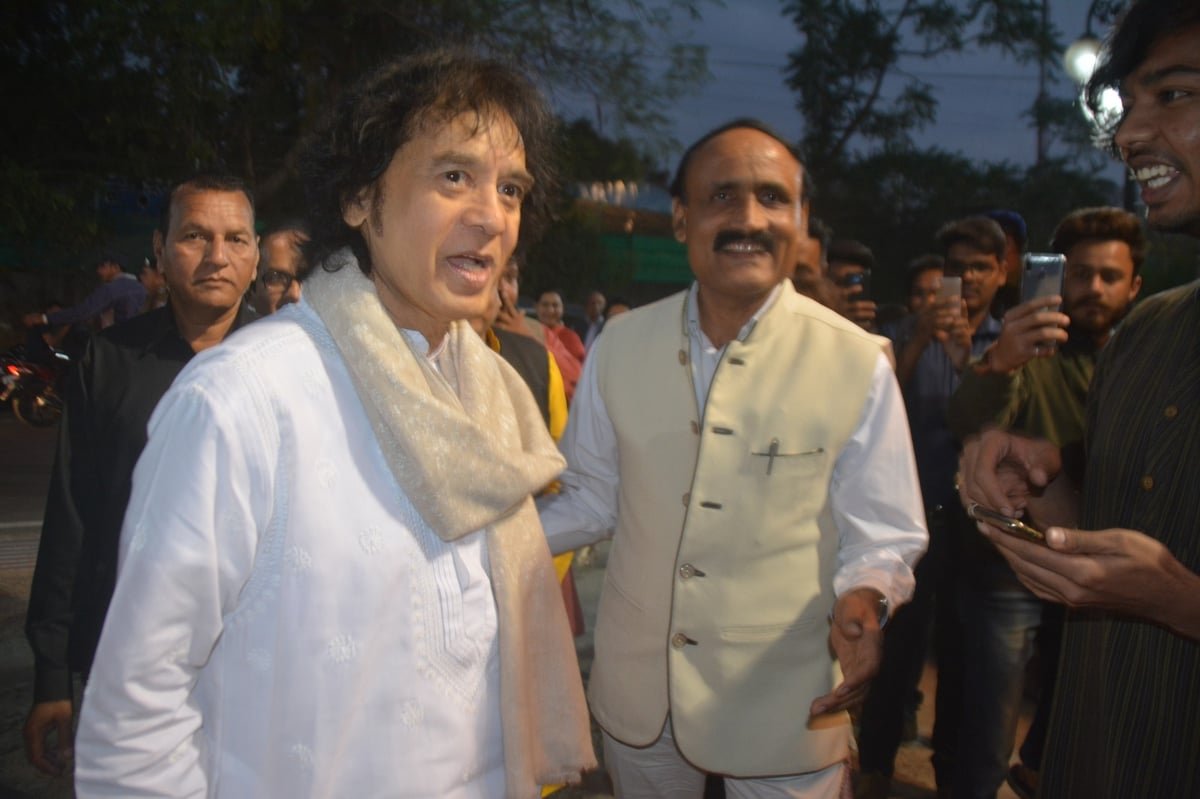 Legendary tabla maestro Ustad Zakir Hussain  interacting with audience at Bharat Bhavan in the city in 2019. 