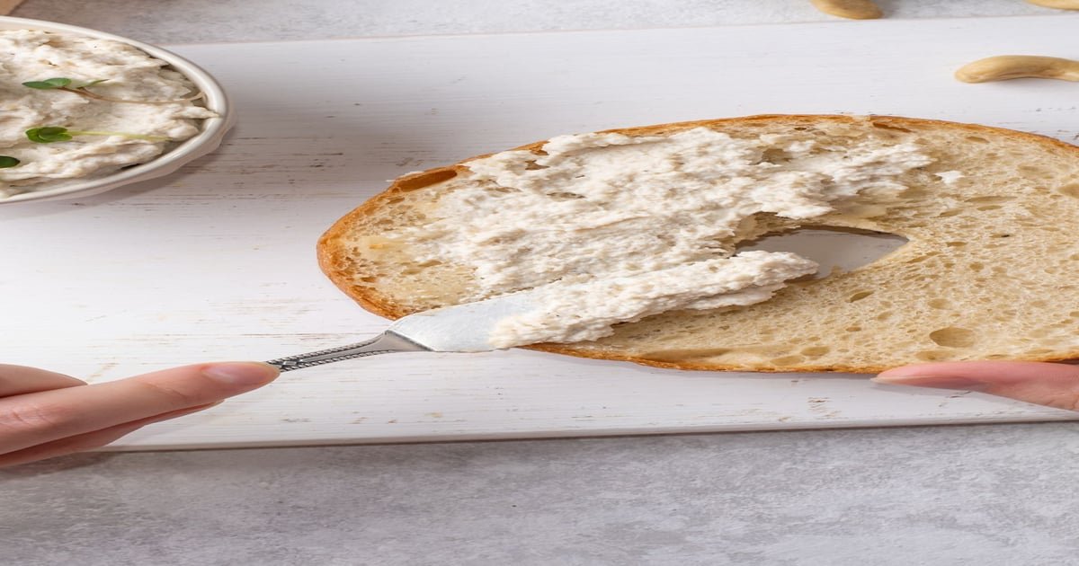 Why Cheese Spread Is Better Than Mayonnaise?