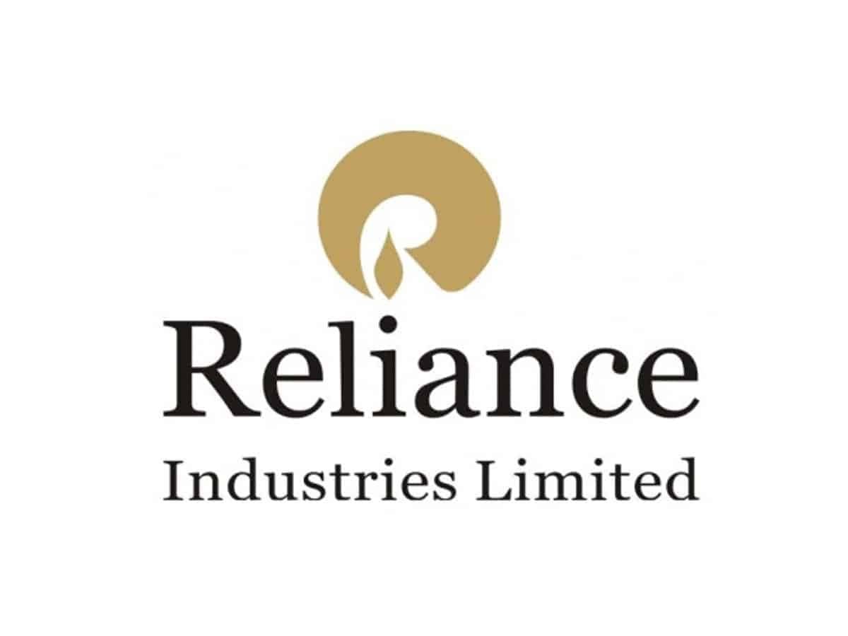 Goldman Sachs lowers target price of Reliance Industries’ stock