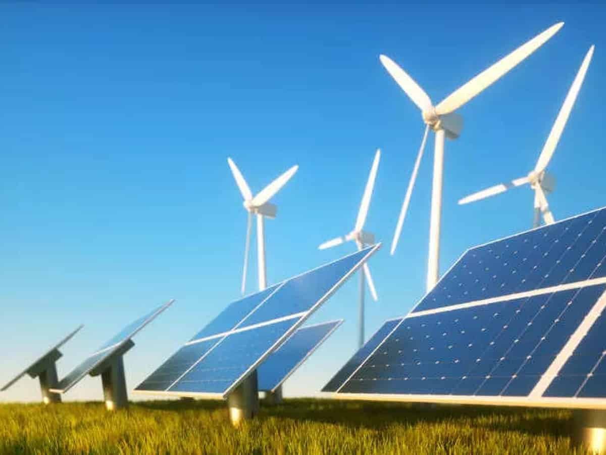 India enters 2025 with 214 GW green energy capacity: Pralhad Joshi