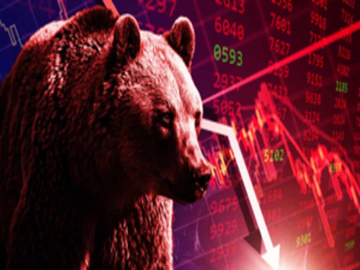 Indian stock market opens higher, HCLTech shares tank 9 pc