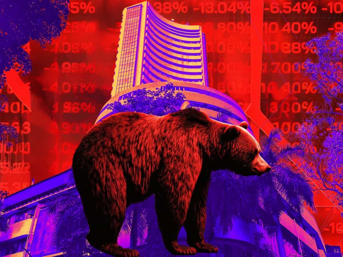 Market crash makes investors poorer by Rs 10.98 lakh crore