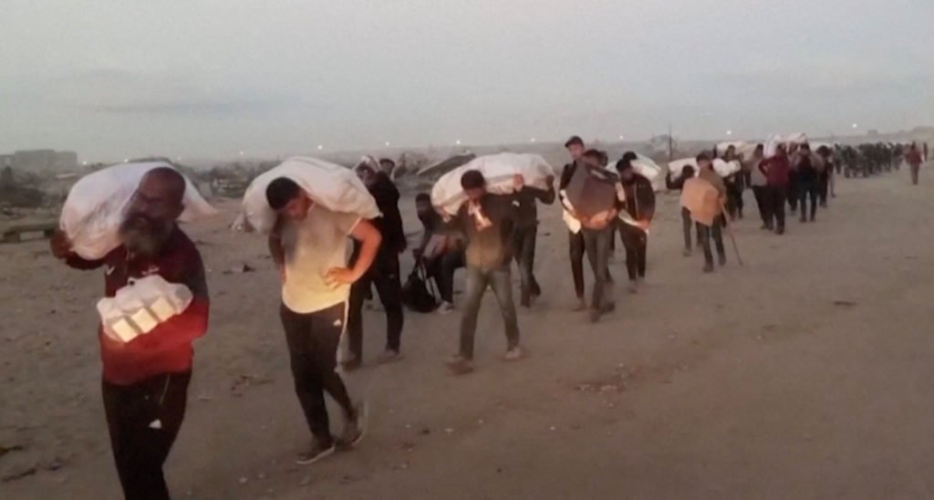Gaza officials say Israeli forces killed 27 heading to aid site. Israel says it fired near suspects