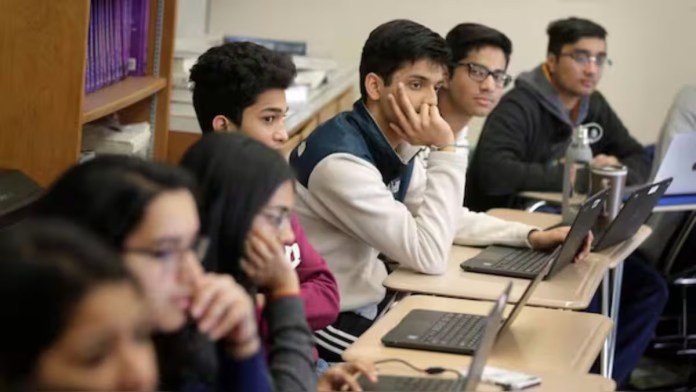 How Indian students are sanitising their social media timeline before applying for the US visa