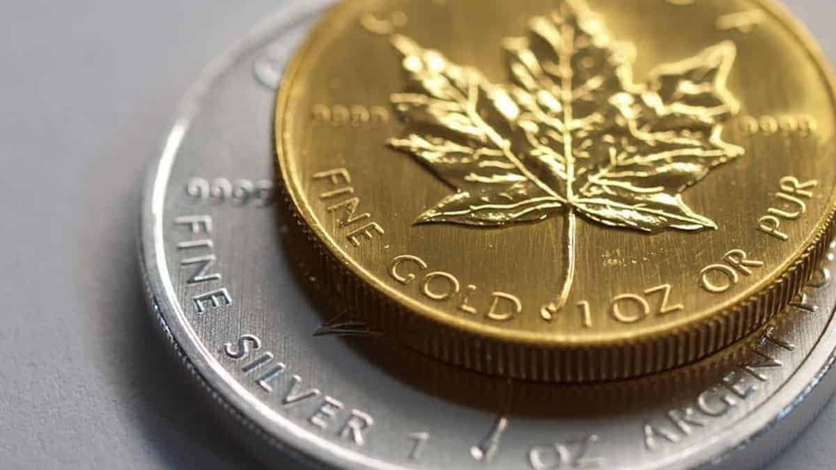 Gold, silver retain sparkle in shaky geopolitical sands