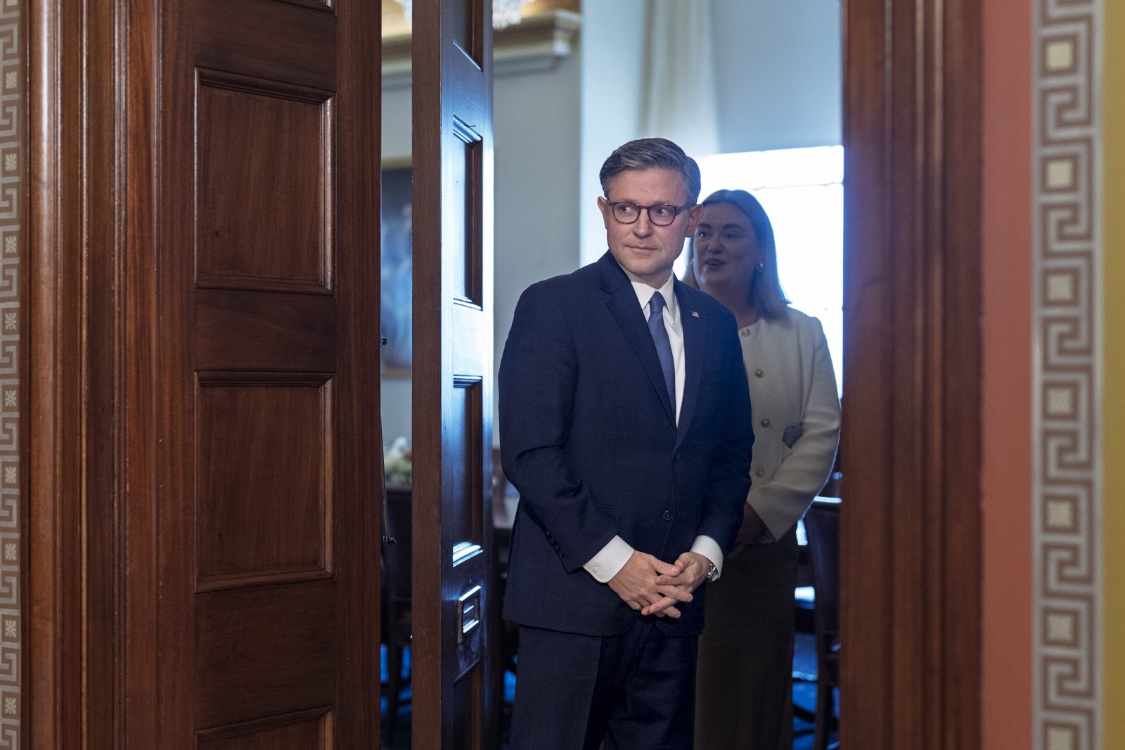 D.C. Memo: Dems insist on health care funding as shutdown looms