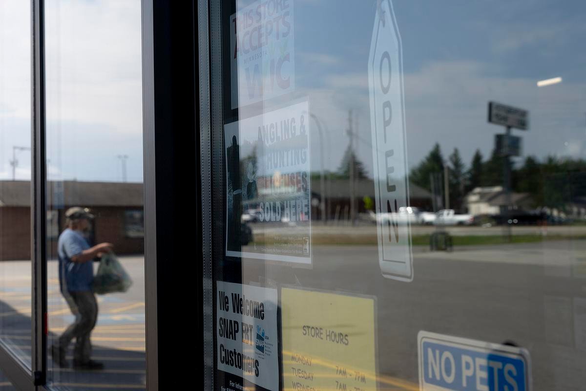 Rural Minnesota grocers sound the alarm over SNAP uncertainty
