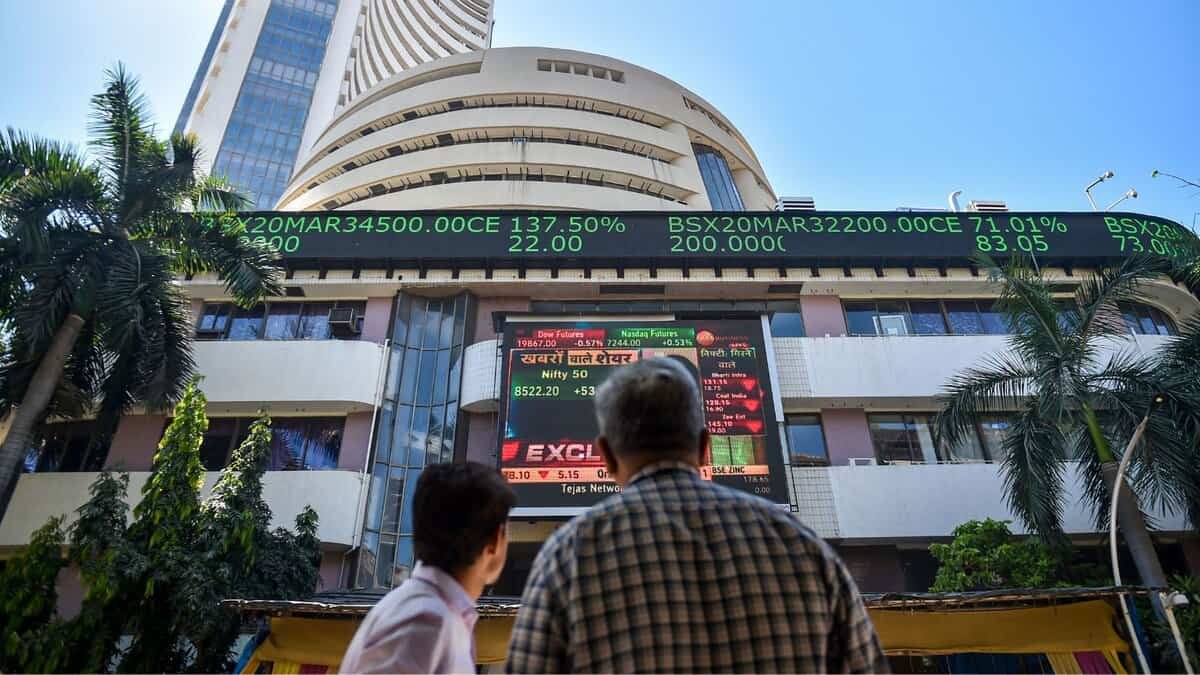 Stock market crash wipes out Rs 4.98 lakh cr from investors’ wealth