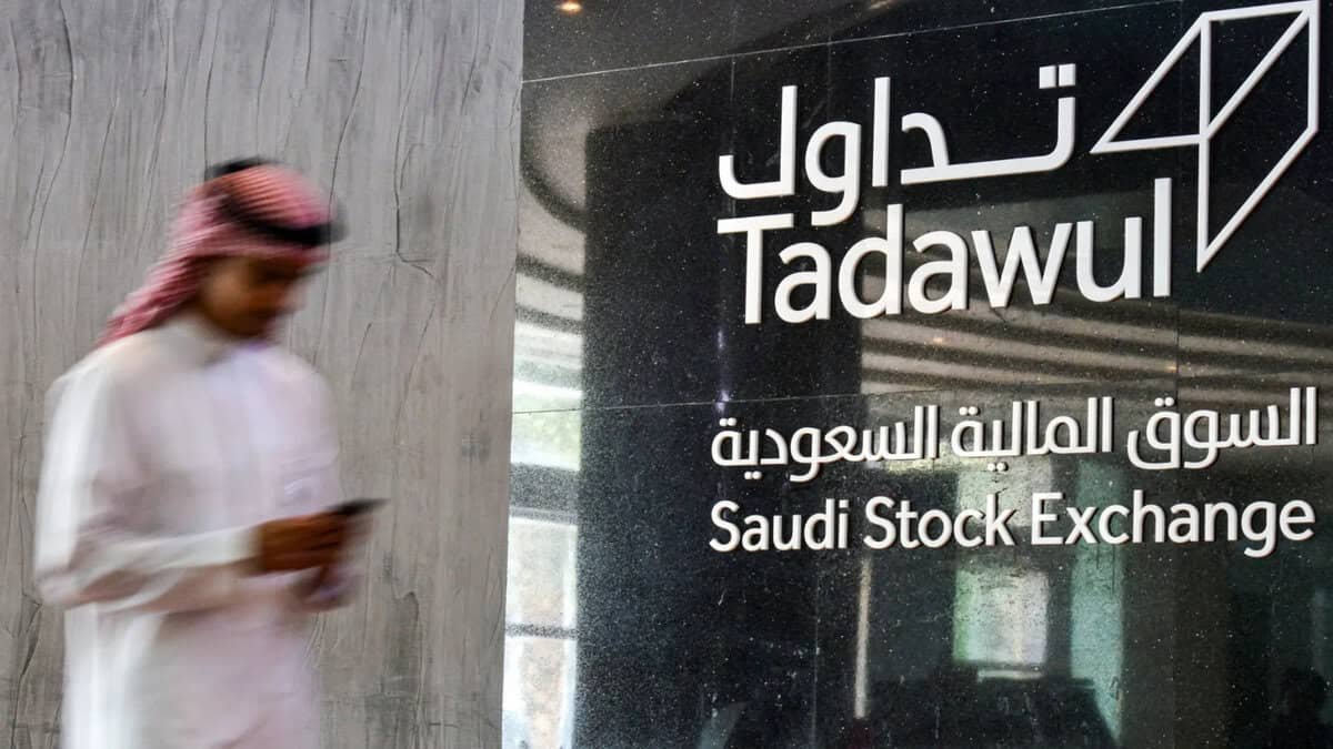 Saudi Arabia to open its stock market to foreigners from Feb 1