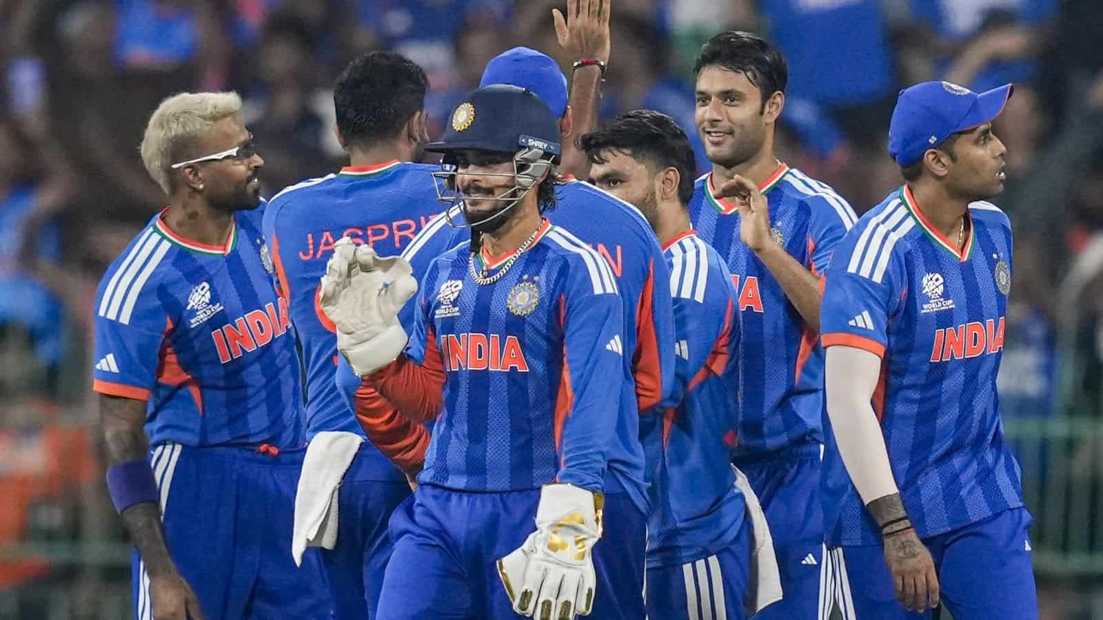 T20 World Cup: Bumrah-led bowlers give India thumping win over Pakistan